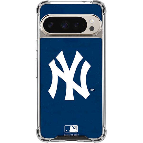 MLB New York Yankees - Solid Distressed Pixel 9 Pro XL Clear Case